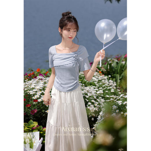 鹿向南 「冰雪玫瑰」法式方领夏季短袖T恤女2024新款设计感上衣 商品图0