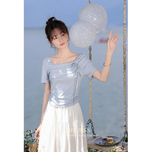 鹿向南 「冰雪玫瑰」法式方领夏季短袖T恤女2024新款设计感上衣 商品图3