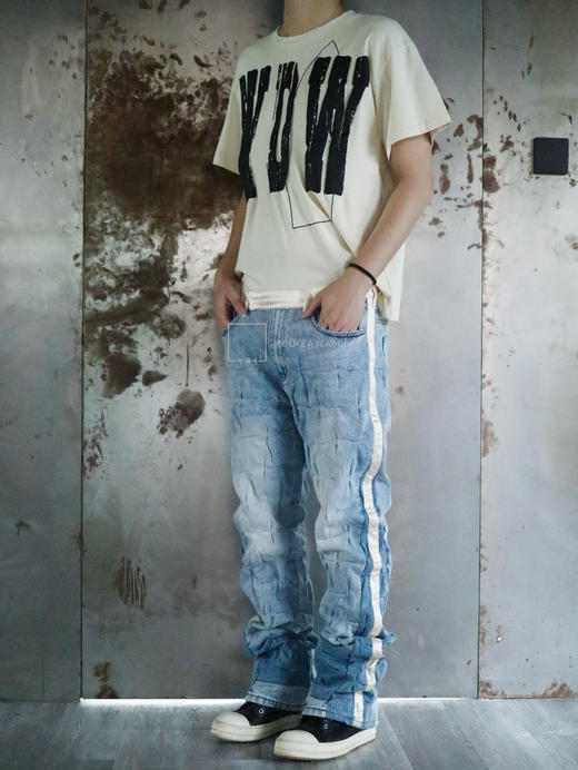 WHO DECIDES WAR｜捏褶丝绸拼接牛仔裤 商品图1