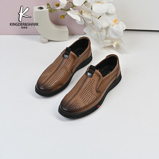 经典鲨2024年夏季新款男士透气舒适一脚蹬平底正装皮鞋KW266-D26051 商品图5