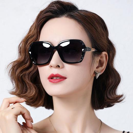 TZW-太阳眼镜女偏光墨镜2024新款开车眼镜大脸显瘦感 商品图0