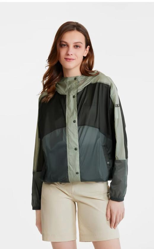 AIGLE艾高2024年春夏款WR防泼水户外休闲易打包连帽轻量夹克女 商品图3