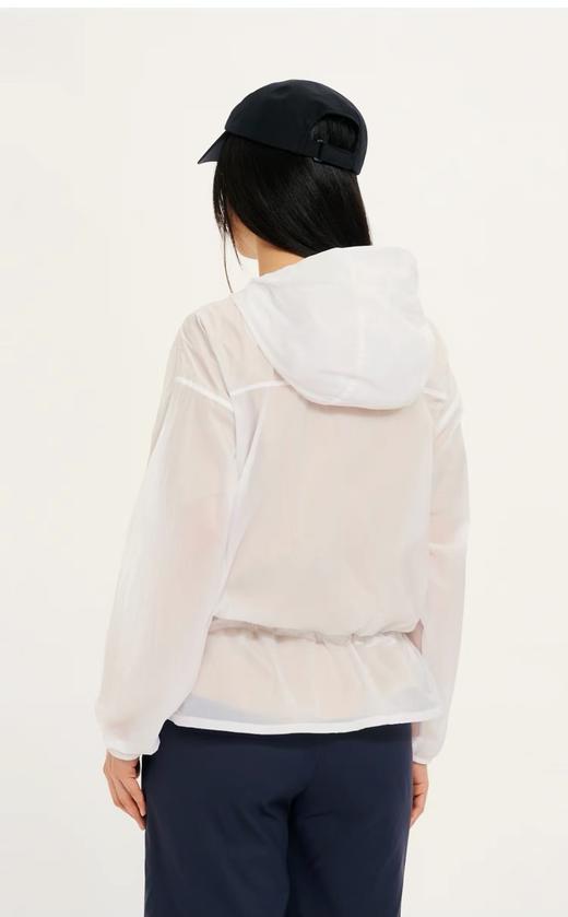 AIGLE艾高2024年春夏新款WR防泼水户外休闲易打包连帽轻量夹克女 商品图6