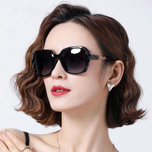 TZW-太阳眼镜女偏光墨镜2024新款开车眼镜大脸显瘦感 商品图3