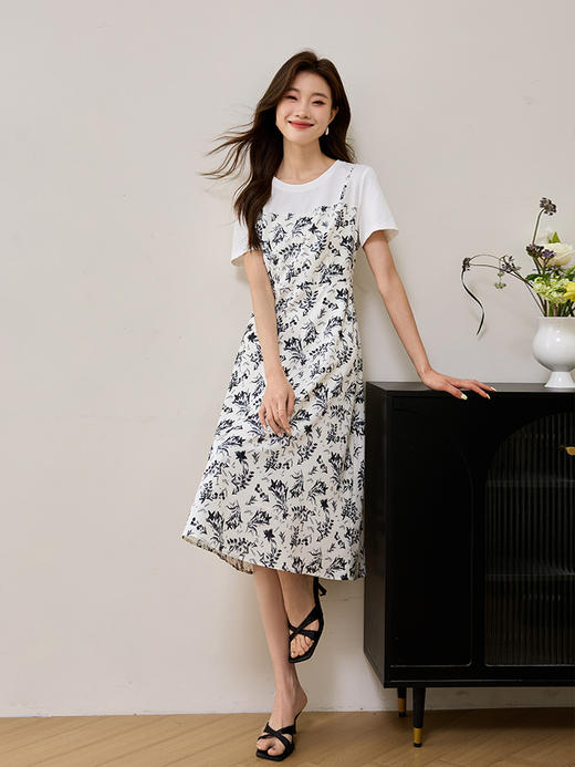 【专属特价】熙世界休闲假两件碎花连衣裙夏2025法式气质收腰雪纺裙子设计感 商品图4