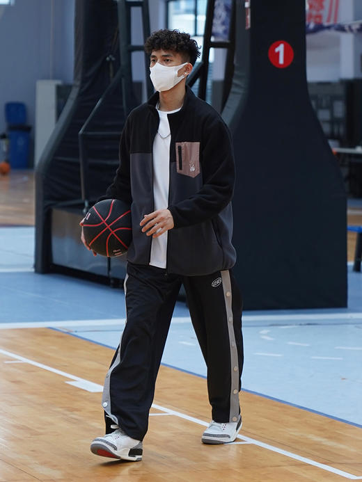 LUSHISI[拼接]加厚保暖防风防寒双面摇粒绒拉链口袋情侣外套男女 商品图1