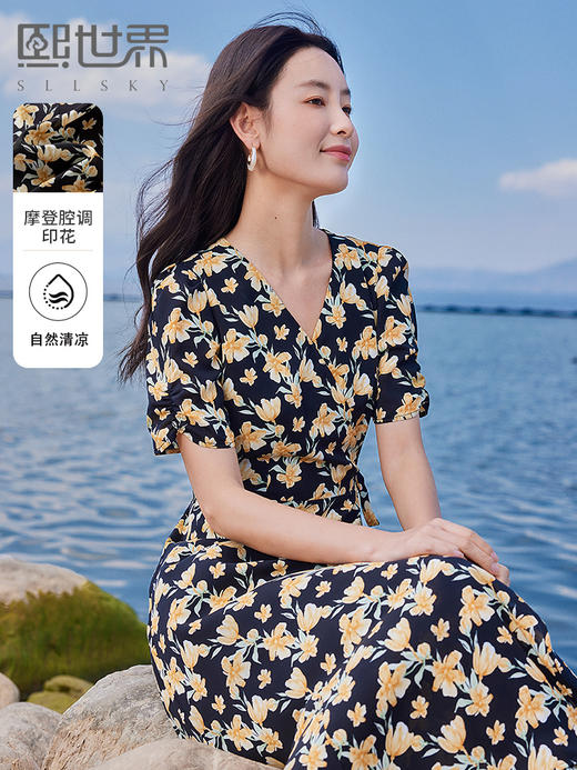 【五折购】熙世界浪漫复古围裹式V领碎花连衣裙2025夏季新款气质茶歇裙子 商品图0