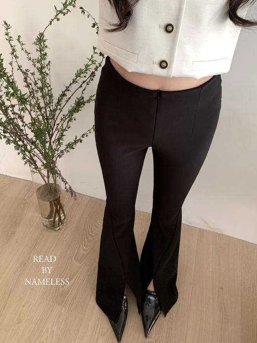 Read Nameless /高级纹路白马甲含羊毛+2024黑色开衩长腿喇叭裤 商品图14