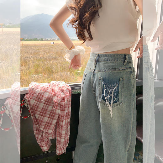 <曾小咸推荐>【轻松凹造型】屁股口袋蝴蝶设计牛仔裤 商品图0