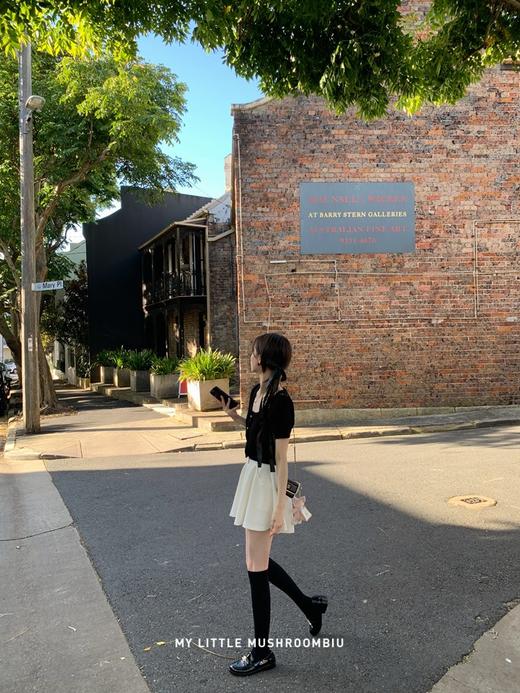 XS码 金蘑菇菇 雀跃 爱心小针织 /轻甜法式方领微宽松小短款针织上衣 商品图8