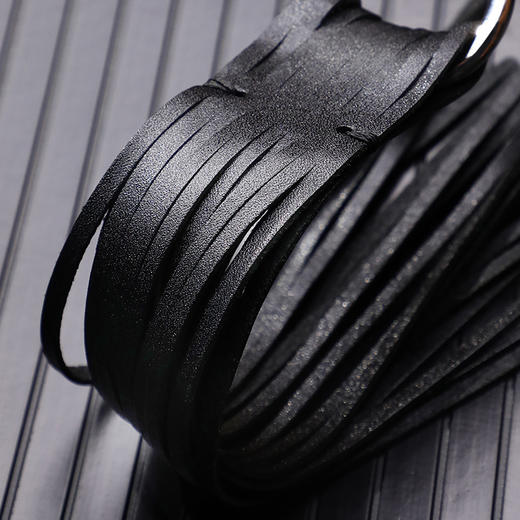 谜姬流苏手拍鞭 商品图1