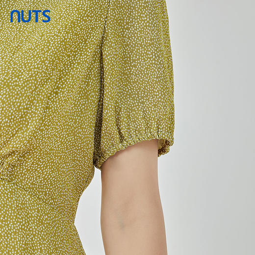 NUTS夏季时尚V领气质纯色气质短袖连衣裙323101120B 商品图4