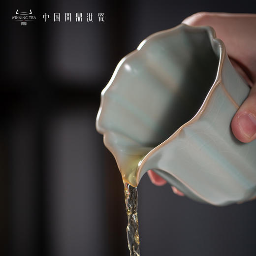 问鼎汝瓷天青月白宝相公杯 商品图1