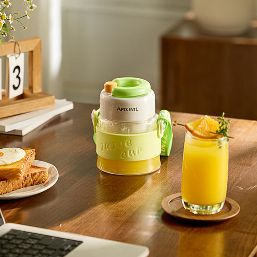 【可折叠随行榨汁杯】安本素折叠榨汁杯 精钢10叶刀头 40S碎冰鲜榨 DIY果饮 奶昔/冰沙/果汁随意切换 免开盖 吸管直饮 500ml大容量  配手提带 商品图3