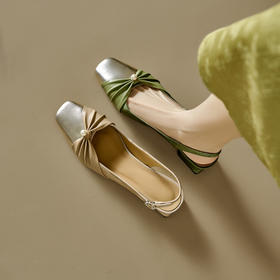 【预售5天】方头低跟凉鞋春夏新款珍珠蝴蝶结粗跟中跟褶皱牛皮浅口简约女鞋CFE&3795