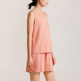 老米优品🎈为盛夏定制的《5A级抗菌 优可丝 宽松带胸垫家居服套装》背心+长裤，短袖+短裤， 背心+短裤，3个款哦！