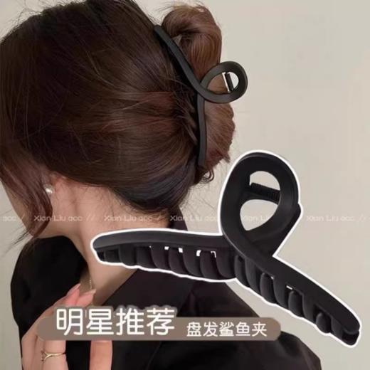 🌺【秒杀！惊喜盲盒ins风夏季实用抓夹】💌哇哦，一大堆抓夹！🌻 ✨各种颜色、各种款式，🌈简直让人眼花缭乱。 商品图0