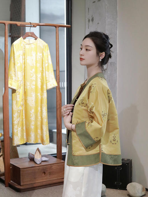 盛唐婧 |重缎真丝宋锦龙团纹外套 商品图6