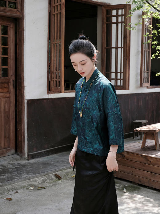 盛唐婧 |真丝宋锦发财树对襟上衣 商品图4