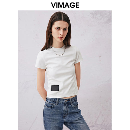 VIMAGE纬漫纪2024夏季新款舒适棉感白色圆领T恤上衣V2102715 商品图3