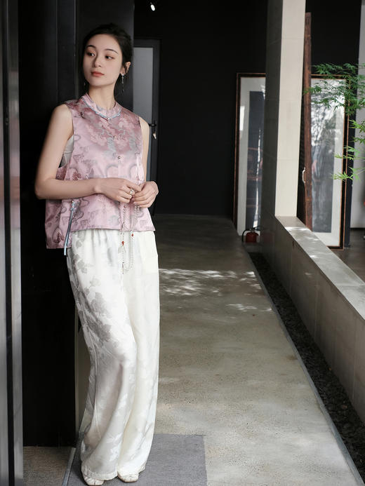 瑕疵| 盛唐牡丹 |宋锦闲云野鹤前短后长马甲[特价品](特殊商品不退不换) 商品图4