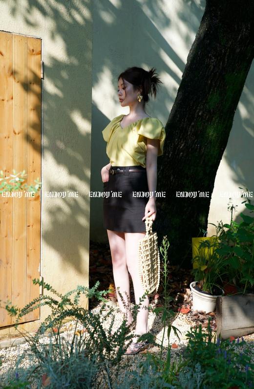 【门店同款】ENJOY夏季浪漫-净色V领露背上衣 157505293 商品图5