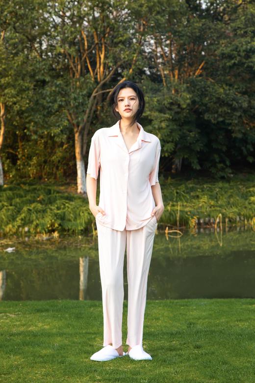 我的花匠凉感丝嵌条冰丝家居服 商品图2