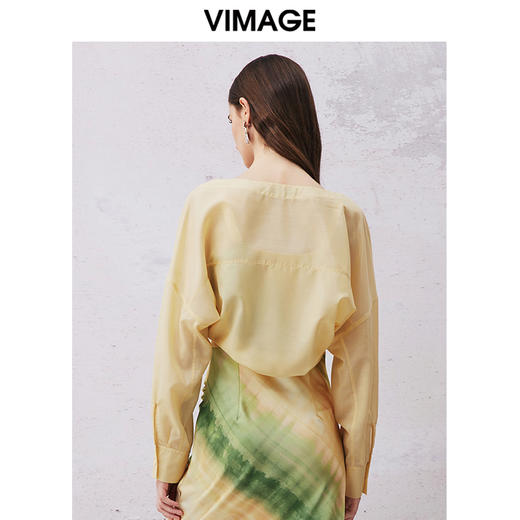 VIMAGE纬漫纪2024夏季新款时尚宽松廓形短款设计感短外套V2103724 商品图4