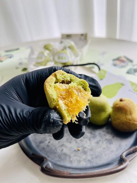 凤梨酥届颜值担当！【小啤梨凤梨酥】纯凤梨果馅 0添加 每一口都能吃到凤梨纤维 酸酸甜甜有嚼劲 一眼就爱上的梨子~ 商品图6