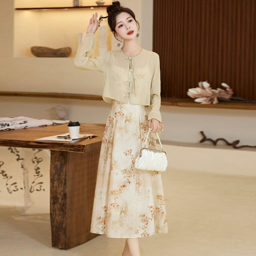 气质新中式风情万种，长袖碎花吊带连衣裙两件套HR-MY8862 商品图0