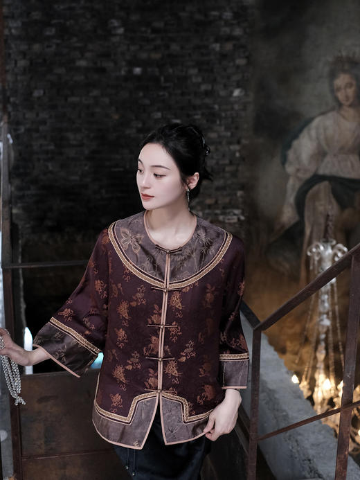 下架 |盛唐婧 |重缎真丝老宋锦金鱼纹外套 商品图1