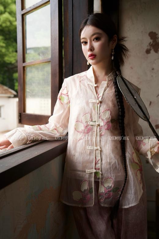 【门店同款】ENJOY夏季云敛-乔与花樽刺绣衬衫 157506237 商品图6