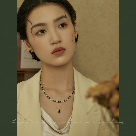 Oflye潮流饰品  虎眼石玛瑙撞色串珠小众复古轻奢高级感锁骨链 商品图2