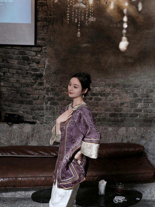 盛唐婧 |重磅香云纱对襟拼接外套 商品图7