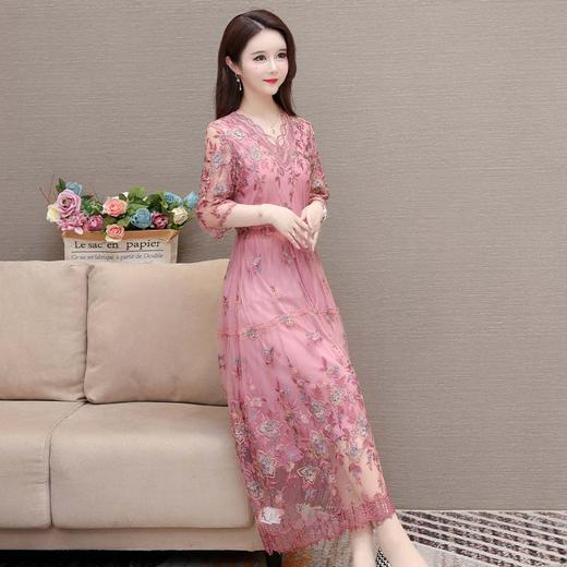 2024年夏季时尚连衣裙女洋气刺锈花裙V领短袖网纱裙系带收腰裙QYM- LRX-GM2409-Y 商品图1