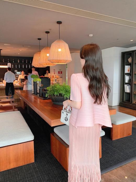 张心子【气质拿捏】法式名媛肌理感上衣女短袖夏季新款洋气小衫潮 U2404095 商品图8