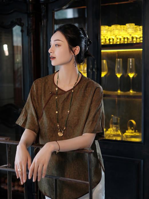 盛唐婧 |真丝花罗团簇锦花斜襟上衣 商品图13