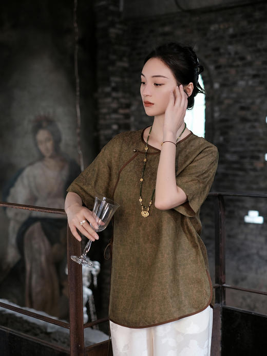 盛唐婧 |真丝花罗团簇锦花斜襟上衣 商品图1