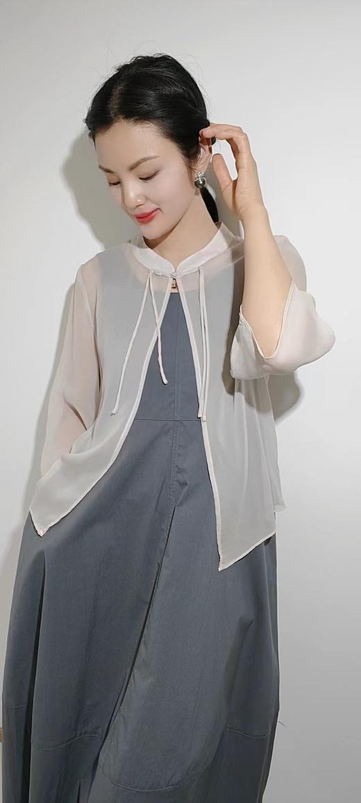 481067均码背心式连衣裙 商品图5