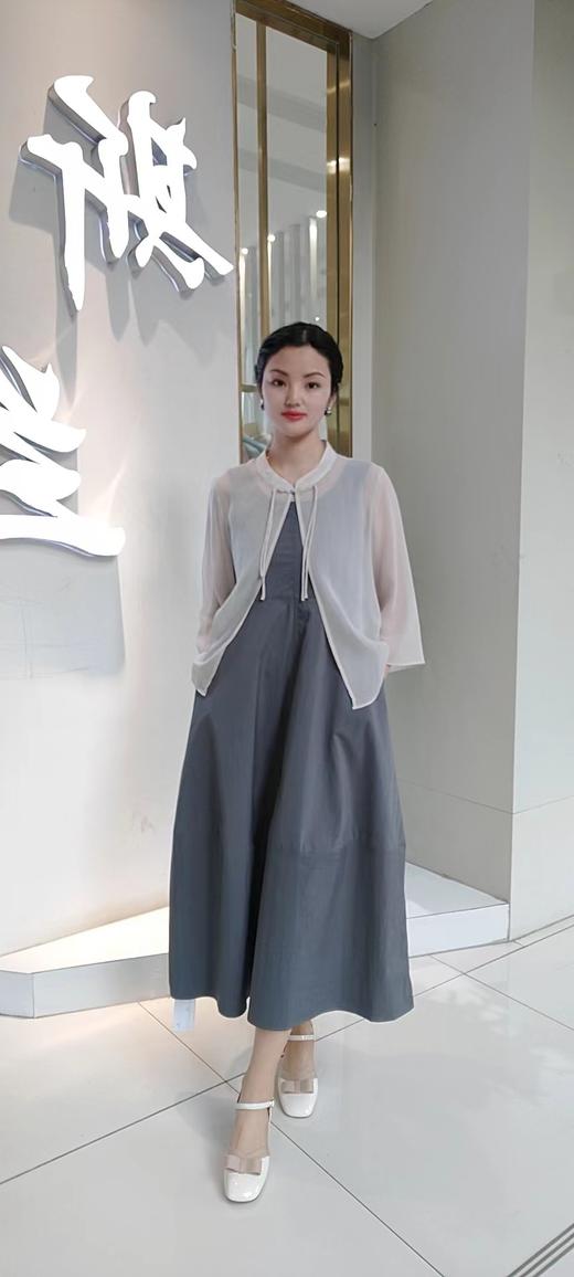 481067均码背心式连衣裙 商品图3