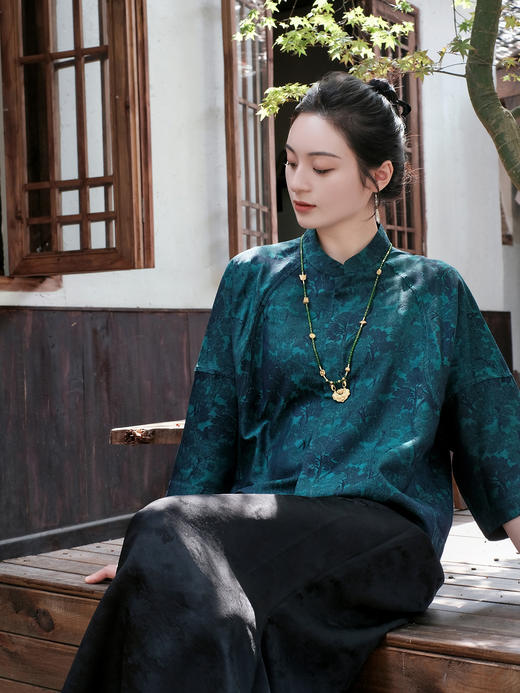 盛唐婧 |真丝宋锦发财树对襟上衣 商品图1