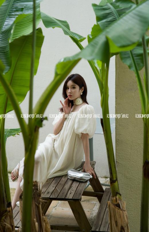 【门店同款】ENJOY夏季浪漫-温柔方领花朵连衣裙 157501153 商品图8