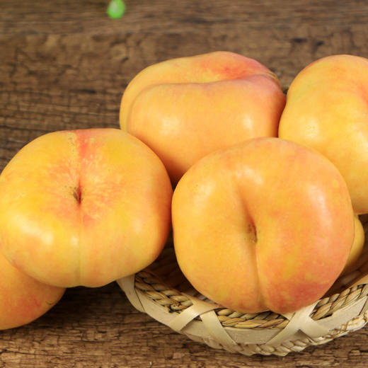 【山东·油桃】蒙阴彩虹黄油蟠桃  新鲜油桃 蟠桃 基地现采直发 商品图4