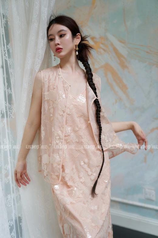 【门店同款】ENJOY夏季云敛-捻花枝刺绣吊带长裙 157475514 商品图0