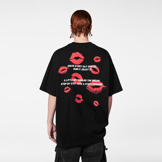 【Achock官方店】潮牌街头唇印标语印花圆领短袖夏季新款半袖T恤 商品图2