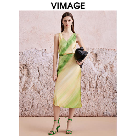 VIMAGE纬漫纪夏季新款晕染a字显瘦高腰半身裙V2106723 商品图1