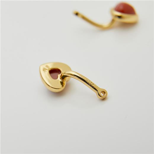 Pearl moments 珠玉系列 南红心形天然淡水珍珠耳环（两种佩戴方式），既可以完整佩戴，也可以只戴一对珍珠耳钉。 商品图3