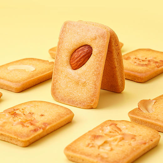 【快乐就是咔嚓咔嚓，坚果蛋糕干】腰果巴旦木芙脆休闲饼干，使用新鲜鸡蛋和饱满坚果，甜而不腻椰片薄脆饼零食干酪蛋糕QQ 商品图2