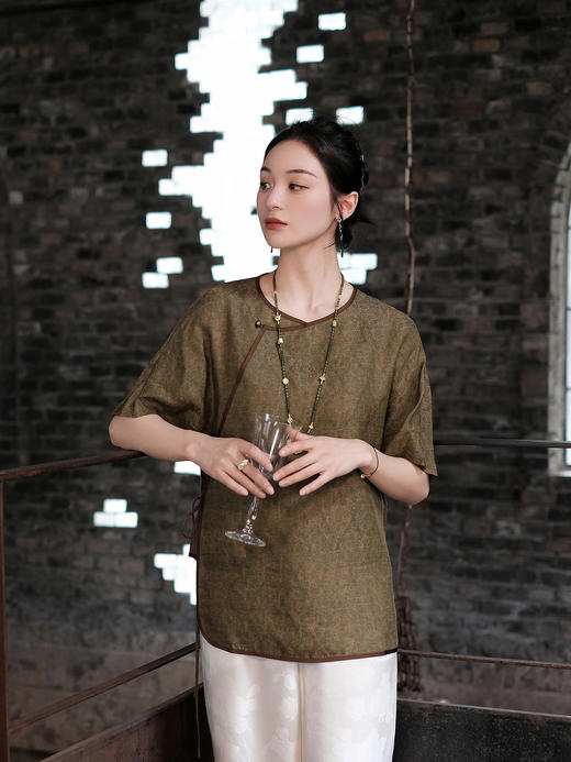 盛唐婧 |真丝花罗团簇锦花斜襟上衣 商品图2