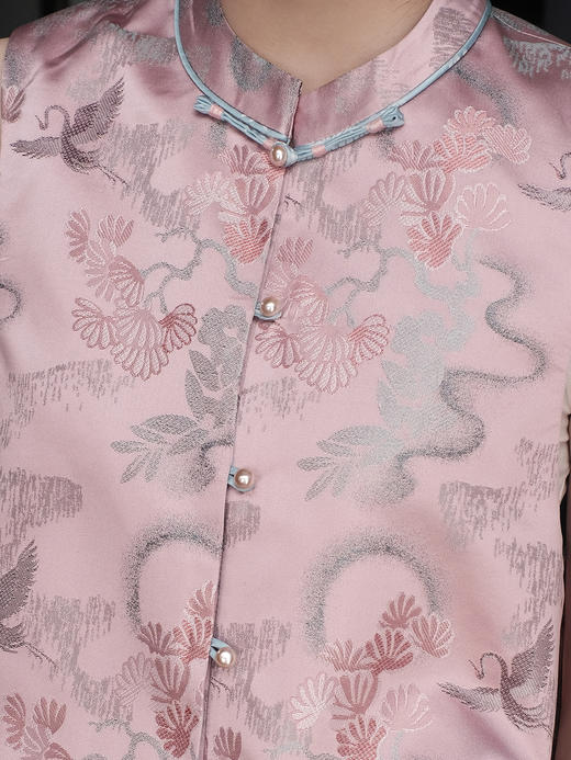 瑕疵| 盛唐牡丹 |宋锦闲云野鹤前短后长马甲[特价品](特殊商品不退不换) 商品图1